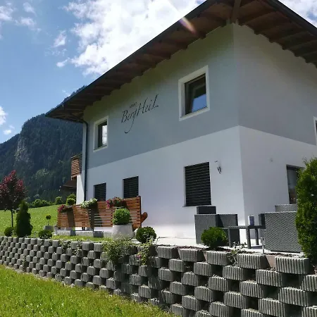 Bergheil Apartment